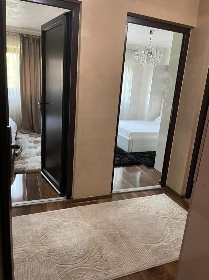 Apartament Lux Ultracentral Κραϊόβα Εξωτερικό φωτογραφία